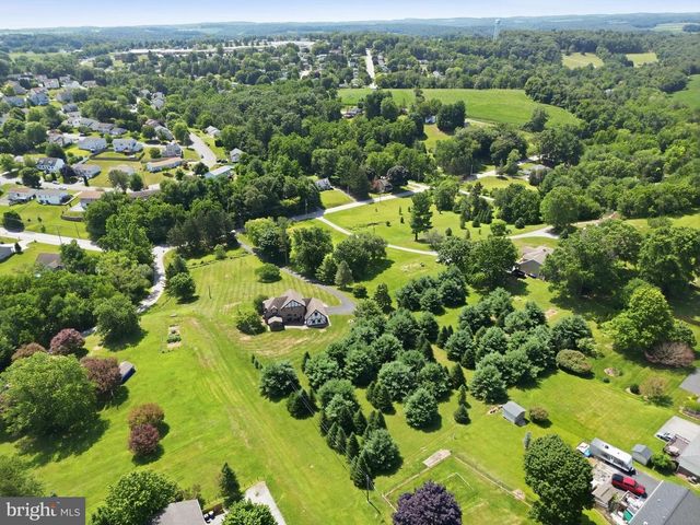 210 S FRANKLIN ST, Dallastown, PA 17313