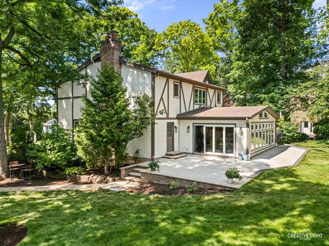 641 Lake Road, Glen Ellyn, IL 60137