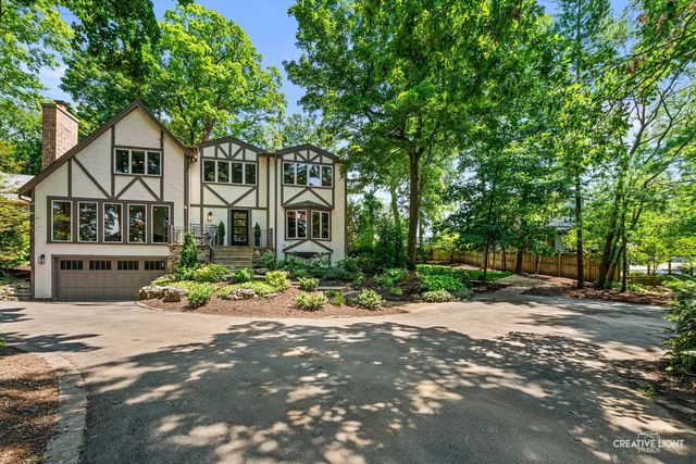 641 Lake Road, Glen Ellyn, IL 60137
