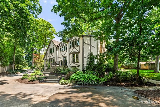 641 Lake Road, Glen Ellyn, IL 60137