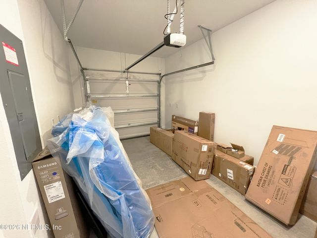 585 HOLLY LAKES Drive, Orange Park, FL 32073