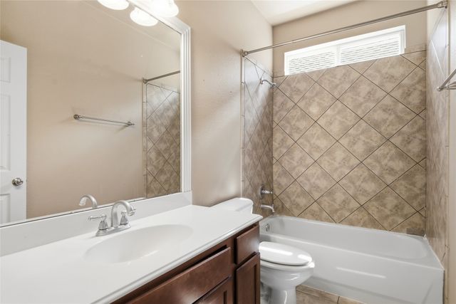 1728 Mercer Way, Savannah, TX 76227
