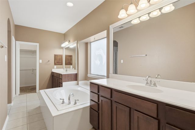 1728 Mercer Way, Savannah, TX 76227