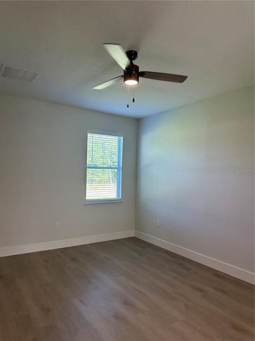 14 FISHER COURT, Ocklawaha, FL 32179