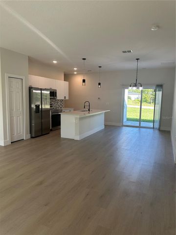14 FISHER COURT, Ocklawaha, FL 32179