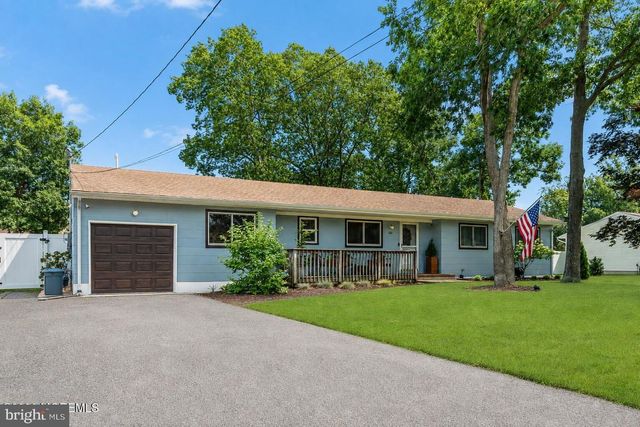 561 OAKHOLLOW LN, Lanoka Harbor, NJ 08734