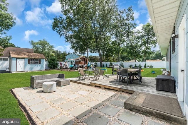 561 OAKHOLLOW LN, Lanoka Harbor, NJ 08734