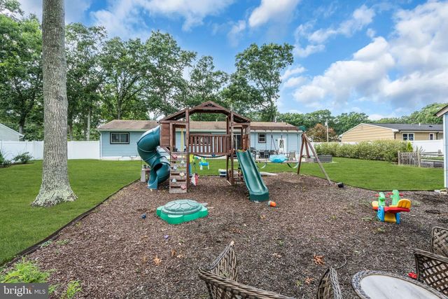 561 OAKHOLLOW LN, Lanoka Harbor, NJ 08734