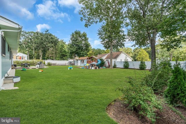 561 OAKHOLLOW LN, Lanoka Harbor, NJ 08734