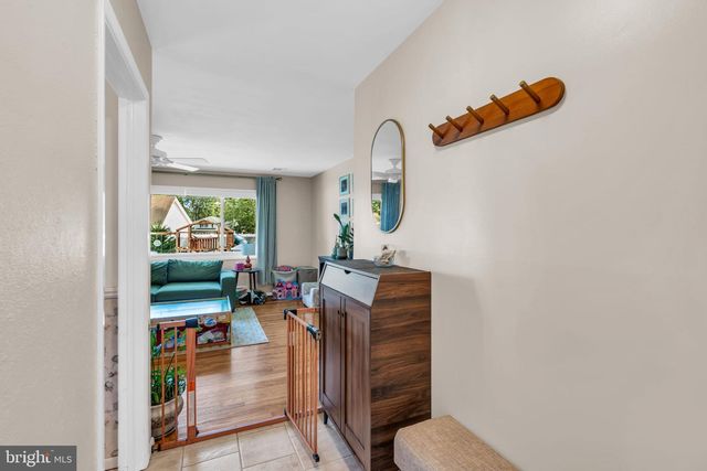561 OAKHOLLOW LN, Lanoka Harbor, NJ 08734