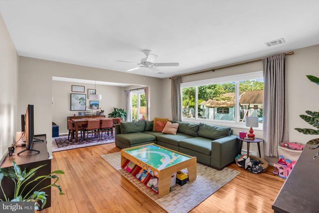 561 OAKHOLLOW LN, Lanoka Harbor, NJ 08734