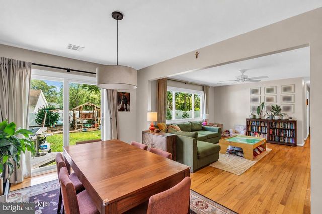 561 OAKHOLLOW LN, Lanoka Harbor, NJ 08734