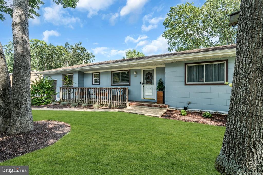 561 OAKHOLLOW LN, Lanoka Harbor, NJ 08734