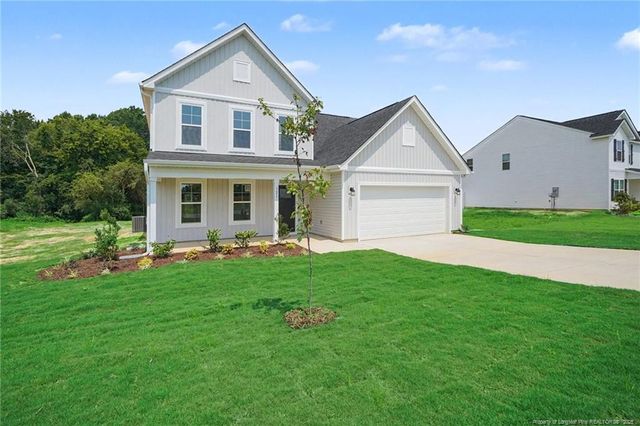 121 Boston River Drive, Dunn, NC 28334