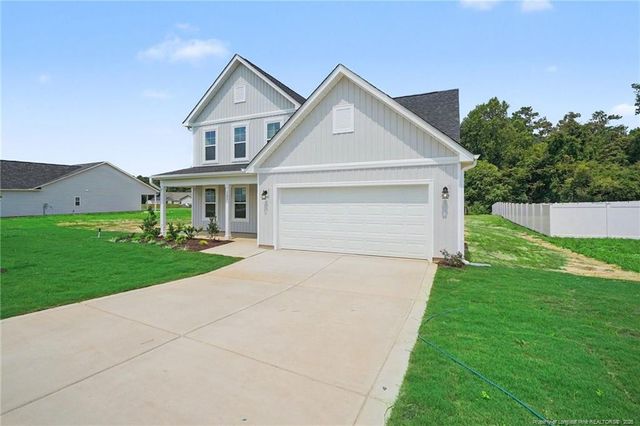 121 Boston River Drive, Dunn, NC 28334