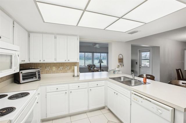 1015 HAREFIELD CIRCLE, Sun City Center, FL 33573