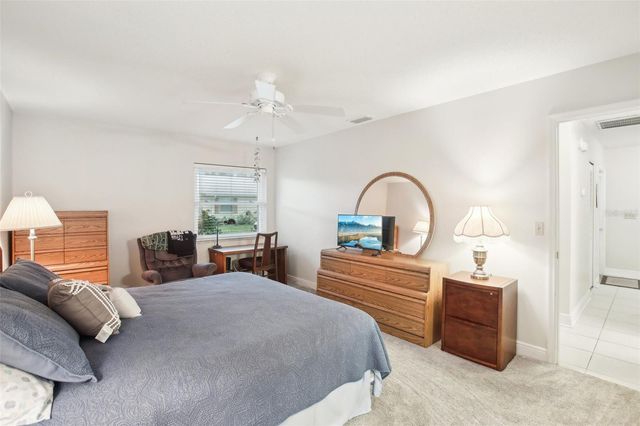 1015 HAREFIELD CIRCLE, Sun City Center, FL 33573