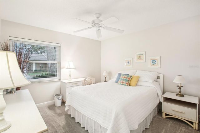 1015 HAREFIELD CIRCLE, Sun City Center, FL 33573