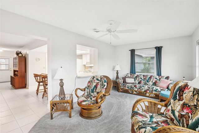 1015 HAREFIELD CIRCLE, Sun City Center, FL 33573