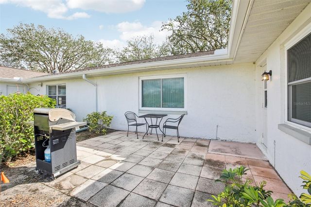 1015 HAREFIELD CIRCLE, Sun City Center, FL 33573