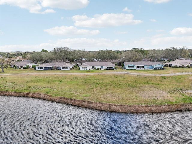 1015 HAREFIELD CIRCLE, Sun City Center, FL 33573