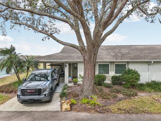 1015 HAREFIELD CIRCLE, Sun City Center, FL 33573