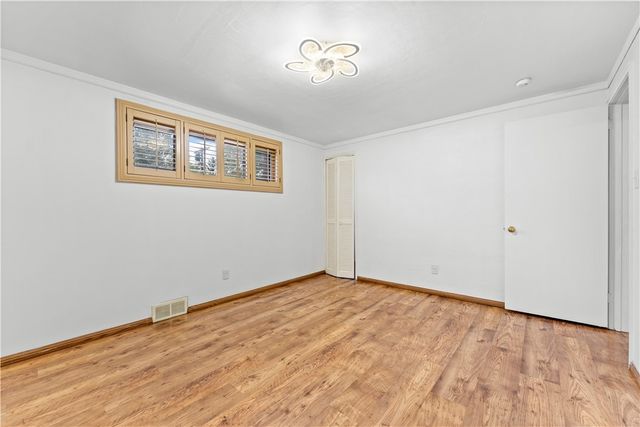 458 Blossom Dr, Baldwin Boro, PA 15236