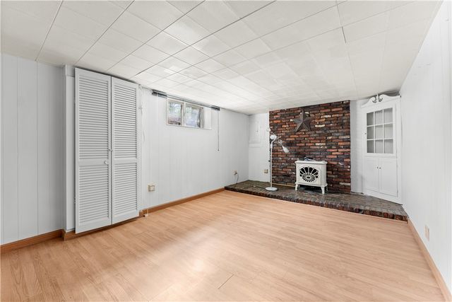 458 Blossom Dr, Baldwin Boro, PA 15236