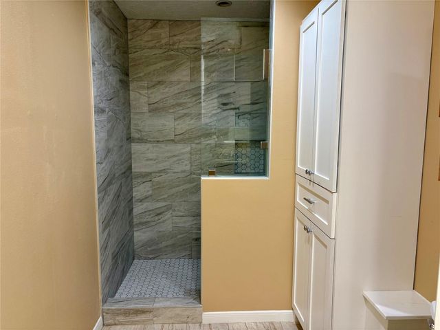 1518 Neptune Lane, Houston, TX 77062