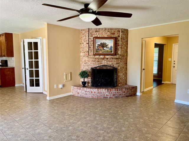 1518 Neptune Lane, Houston, TX 77062