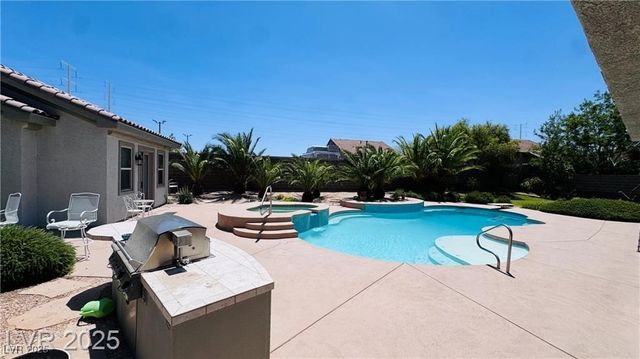 10234 Renae Nicole Court, Las Vegas, NV 89183