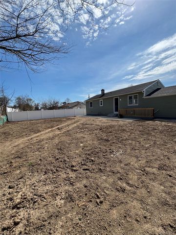 21 Pinetop Drive, Central Islip, NY 11722