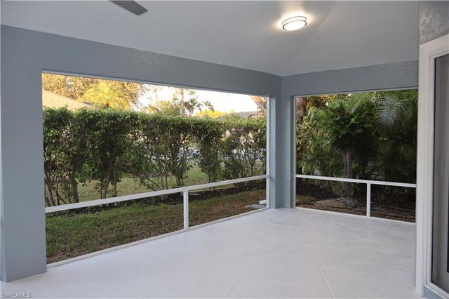 5191 Sunbury CT, Naples, FL 34104