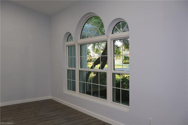 5191 Sunbury CT, Naples, FL 34104