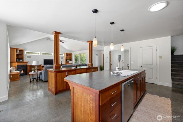 12406 110th Street NW, Gig Harbor, WA 98329