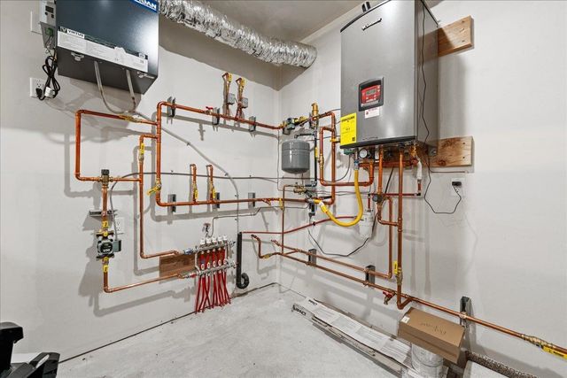 2679 STRYKER LOOP, North Pole, AK 99705