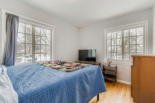 176 Logan Avenue W, West Saint Paul, MN 55118