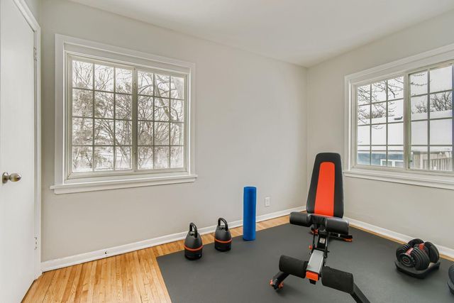 176 Logan Avenue W, West Saint Paul, MN 55118