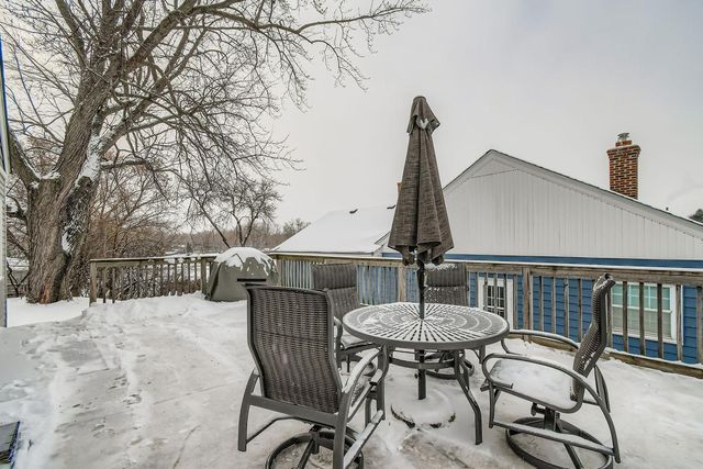 176 Logan Avenue W, West Saint Paul, MN 55118