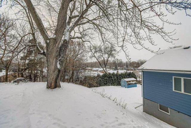 176 Logan Avenue W, West Saint Paul, MN 55118
