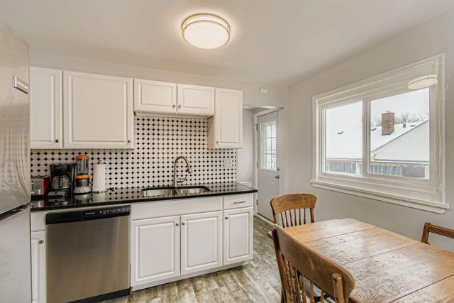 176 Logan Avenue W, West Saint Paul, MN 55118