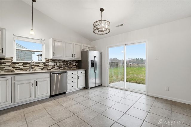 7150 Country Walk Drive, Franklin, OH 45005