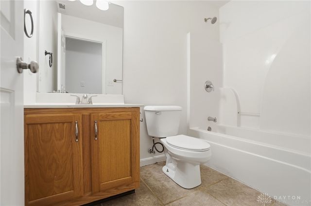 7150 Country Walk Drive, Franklin, OH 45005