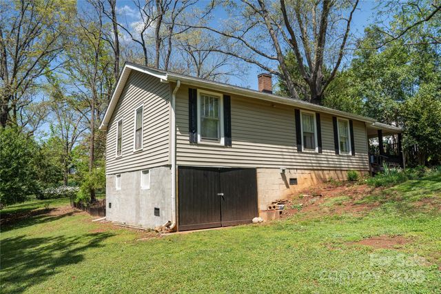 459 N Washington Street, Rutherfordton, NC 28139