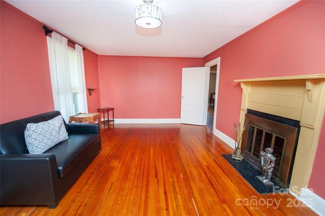 459 N Washington Street, Rutherfordton, NC 28139