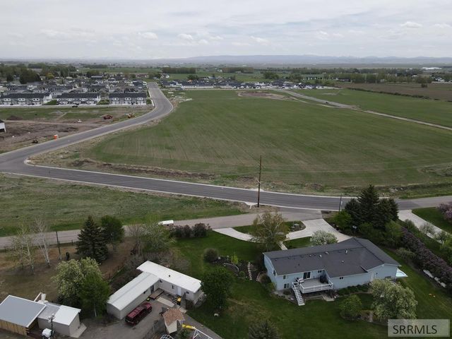 1.102 AC W 5th S, Sugar City, ID 83448