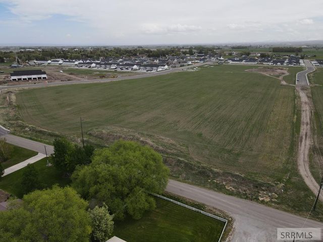 1.102 AC W 5th S, Sugar City, ID 83448