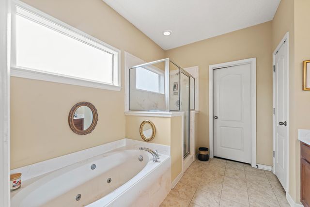 396 DIRKS CAIRN DR, Cordova, TN 38018