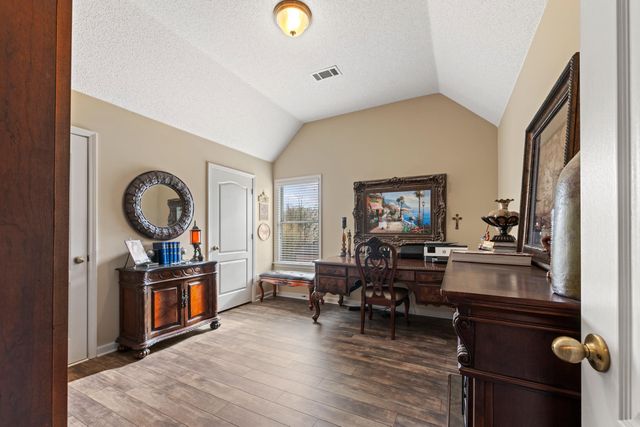 396 DIRKS CAIRN DR, Cordova, TN 38018