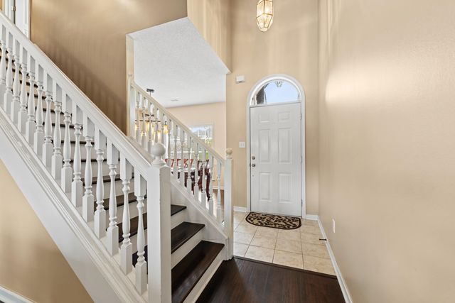 396 DIRKS CAIRN DR, Cordova, TN 38018